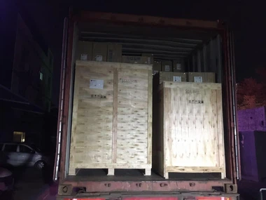 জিএস স্বয়ংক্রিয় এক্স-রে ব্যাগেজ স্ক্যানার এবং মেটাল ডিটেক্টরের মাধ্যমে হাঁট...